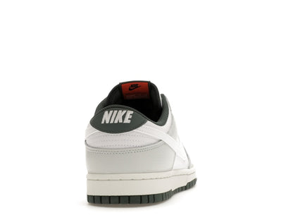 Nike Dunk Low Retro SE Photon Dust Vintage Green