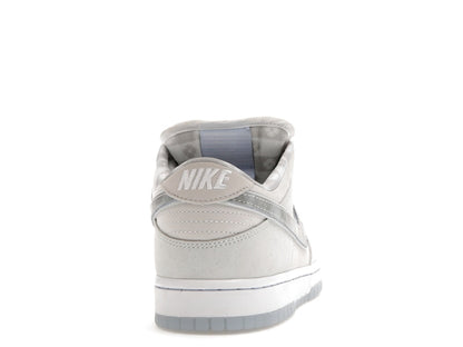 Nike SB Dunk Low White Lobster (Friends and Family)