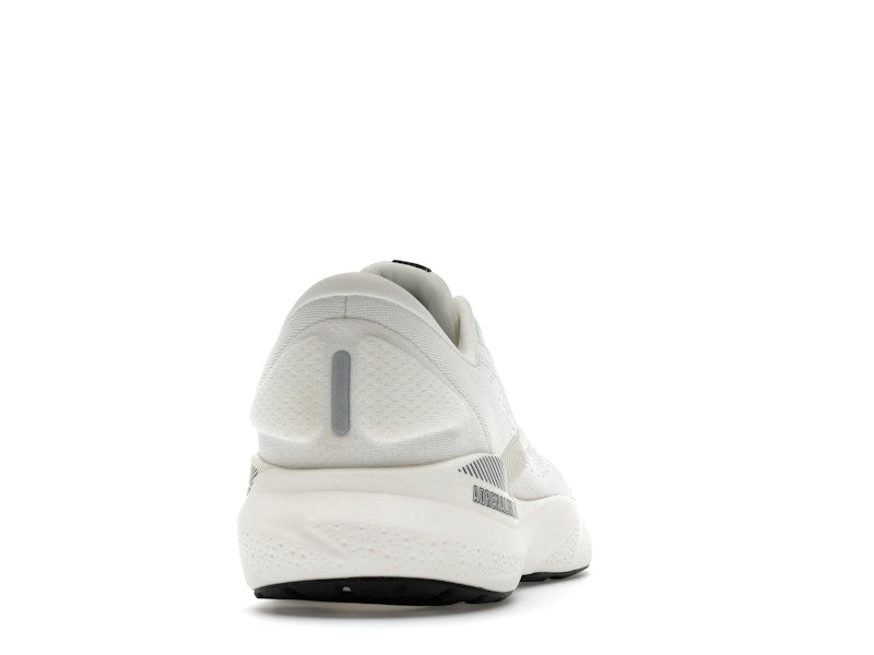 Brooks Adrenaline GTS 24 Coconut Black White Sand