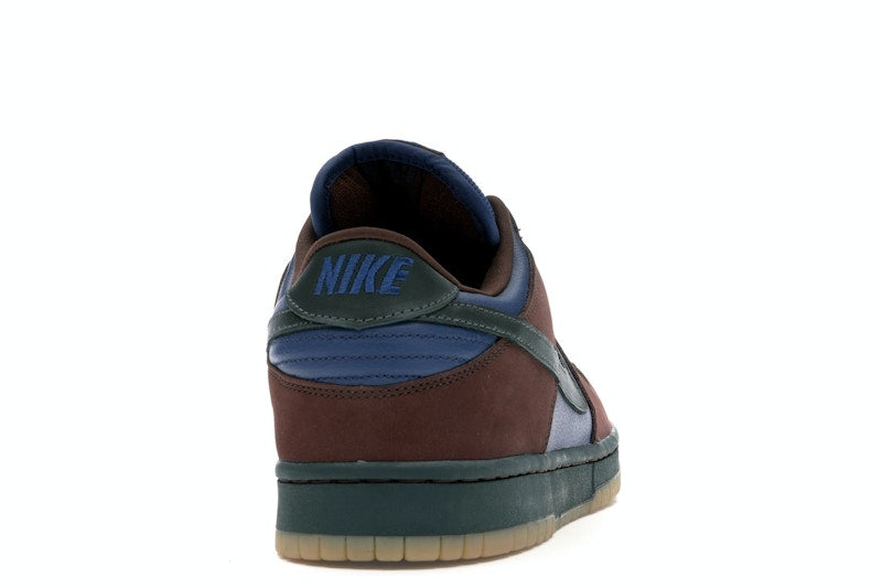 Nike SB Dunk Low Barf