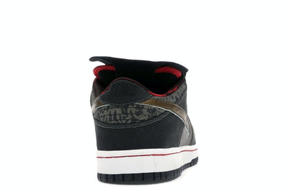 Nike SB Dunk Low SBTG