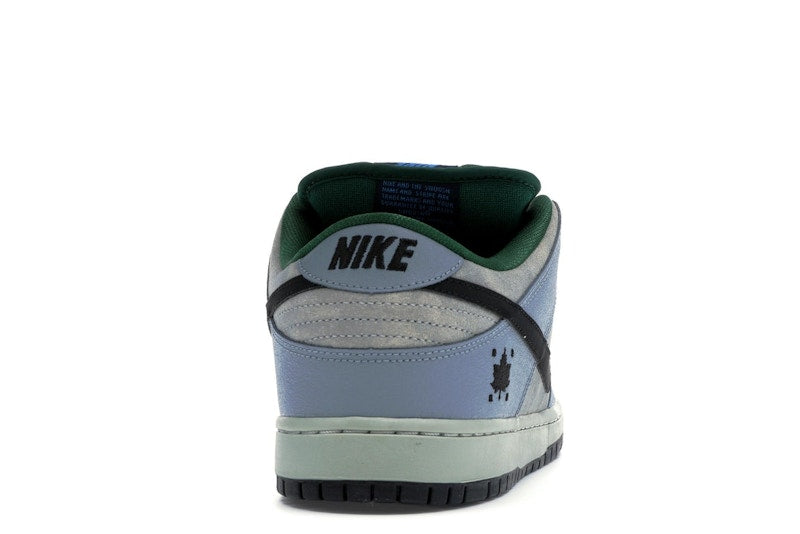 Nike SB Dunk Low Maple Leaf Central Park