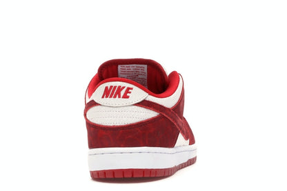 Nike SB Dunk Low Valentine's Day (2014)