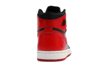 Jordan 1 Retro Bred (2001)