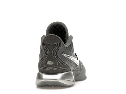 Nike LeBron 21 Resilient