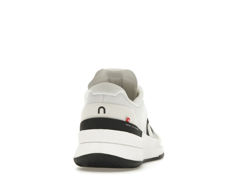 On The Roger Pro 2 Clay White Black (Women's)