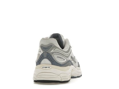 Saucony ProGrid Omni 9 Tomorrow, Meet Yesterday Pack Blue
