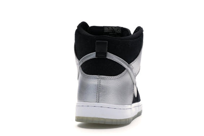 Nike SB Dunk High Tin Man