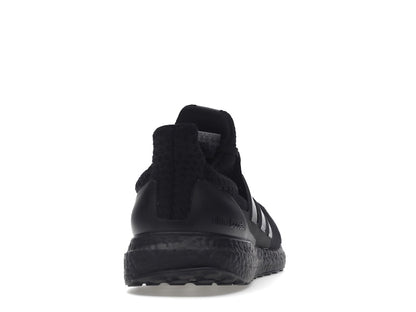 adidas Ultra Boost 5.0 DNA Triple Black