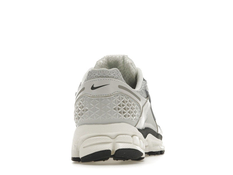 Nike Zoom Vomero 5 Photon Dust Metallic Silver (Women's)