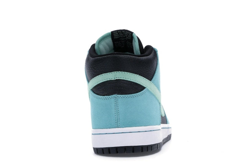 Nike SB Dunk Mid Sea Crystal