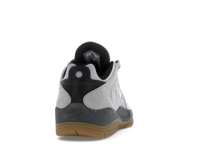 Nike SB Vertebrae Light Smoke Grey Dark Smoke Grey Black Dark Team Red
