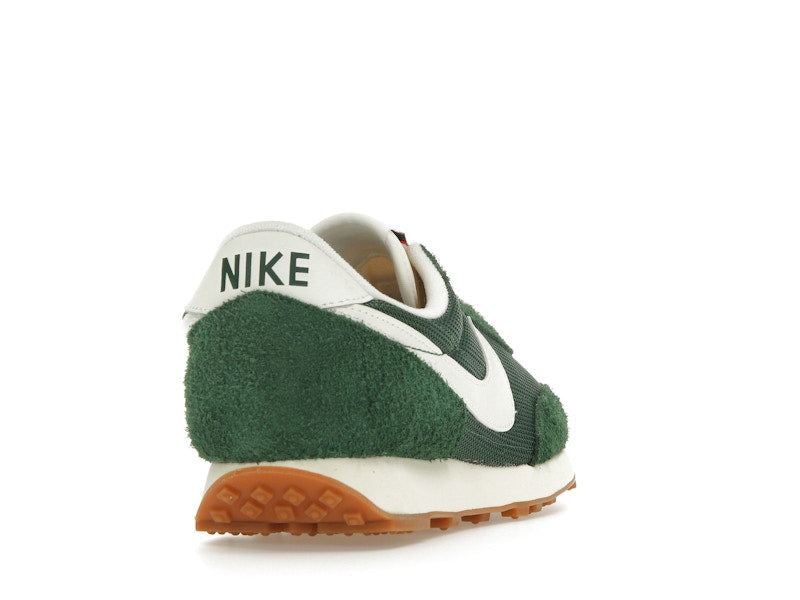 Nike Daybreak Vintage Fir (Women's)