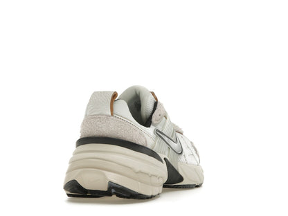 Nike V2K Run Summit White Light Orewood Brown (Women's)