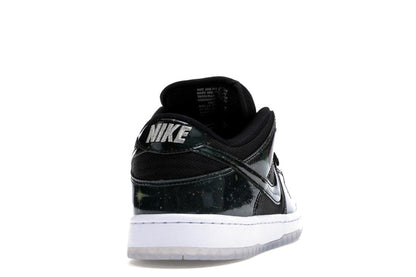 Nike SB Dunk Low 420 Intergalactic