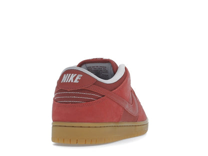 Nike SB Dunk Low Adobe