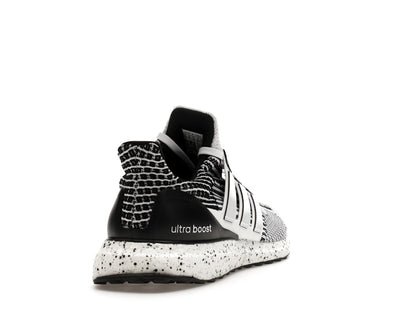 adidas Ultra Boost 5.0 DNA Cloud White Black