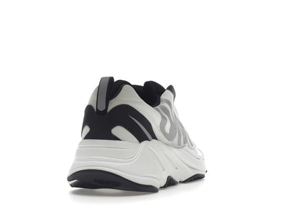 adidas Yeezy Boost 700 MNVN Laceless Analog