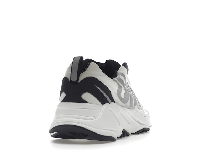 adidas Yeezy Boost 700 MNVN Laceless Analog
