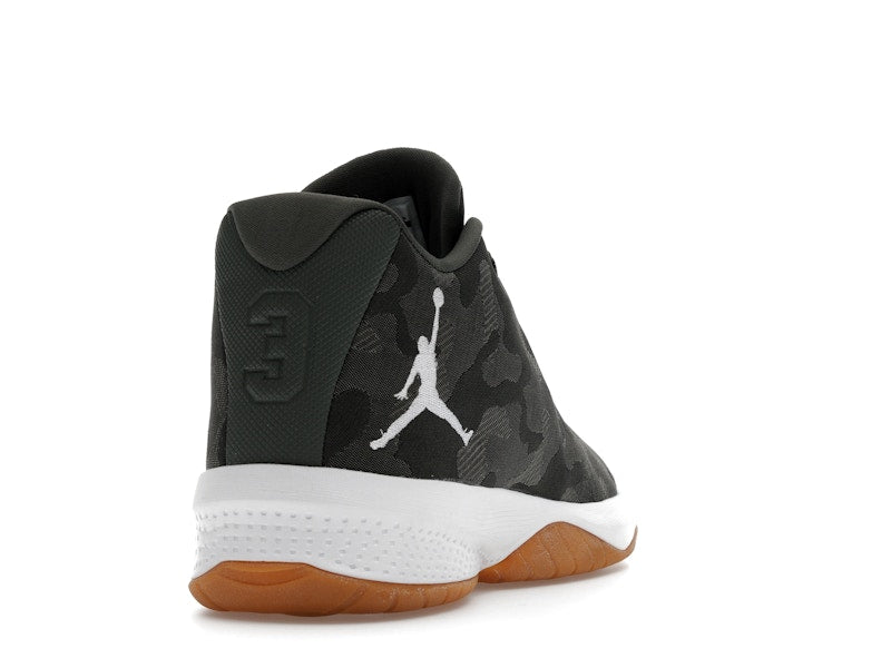 Jordan B.Fly River Rock/White-Dark Stucco