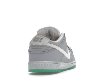 Nike SB Dunk Low Marty McFly