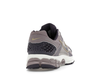 Nike Zoom Vomero 5 Platinum Violet