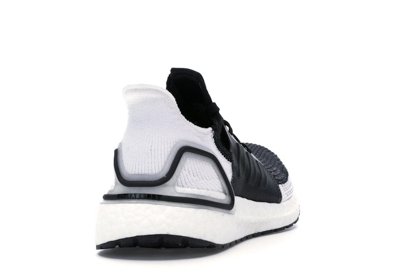 adidas Ultra Boost 2019 Oreo