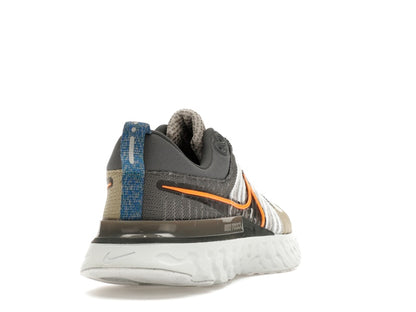 Nike React Infinity Run Flyknit 2 Light Bone Grey Orange