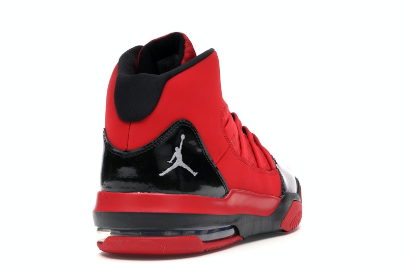 Jordan Max Aura Red Black