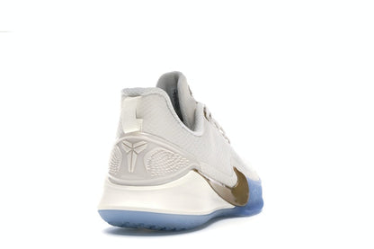 Nike Mamba Focus Metallic Gold