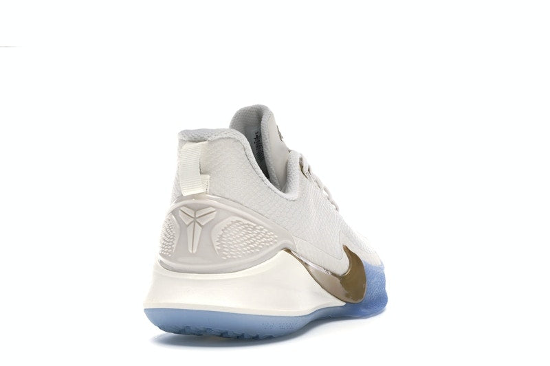 Nike Mamba Focus Metallic Gold