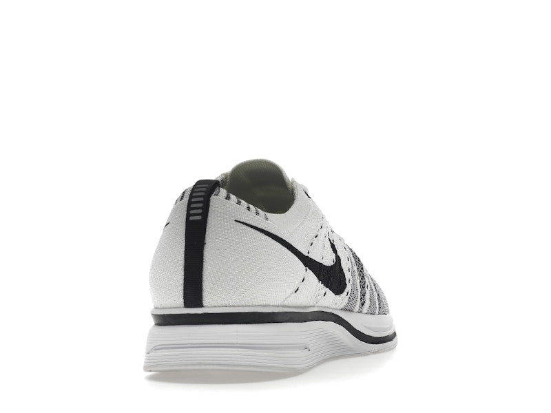 Nike Flyknit Trainer White Black
