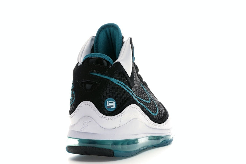 Nike LeBron 7 NFW Red Carpet (2019)