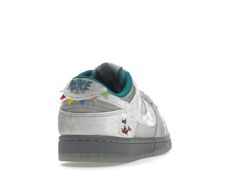 Nike Dunk Low Ice (Women's)