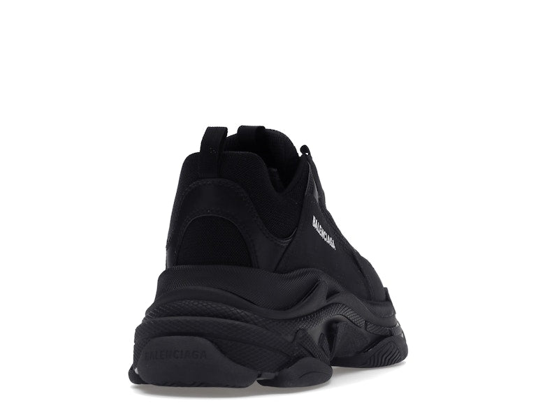 Balenciaga Triple S Black (2021)
