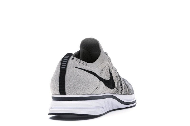 Nike Flyknit Trainer Pale Grey