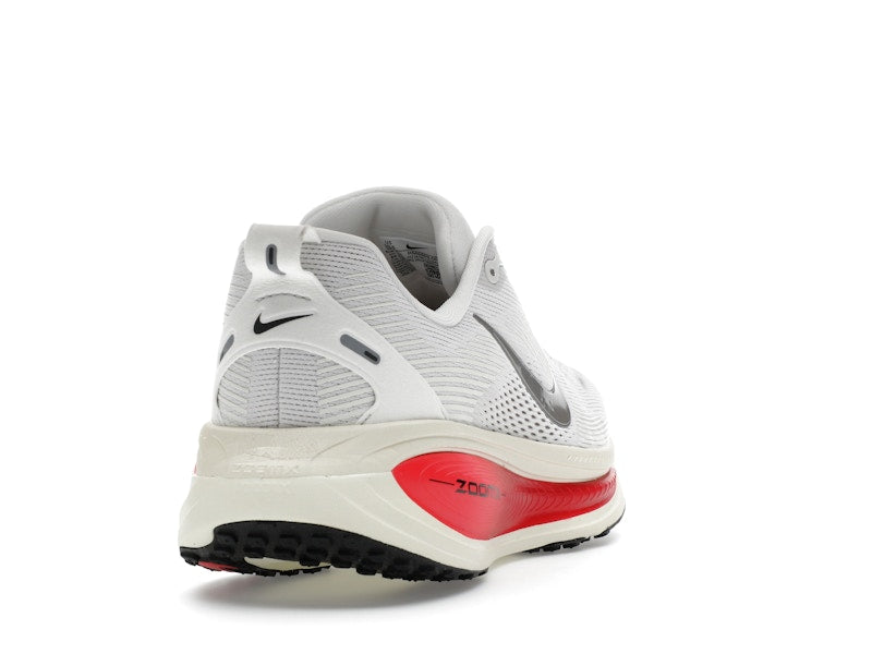 Nike Vomero 18 Platinum Tint Siren Red Light Smoke Grey Metallic Pewter