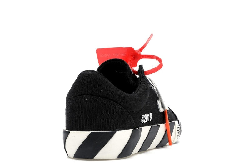 OFF-WHITE  Vulc Low Black