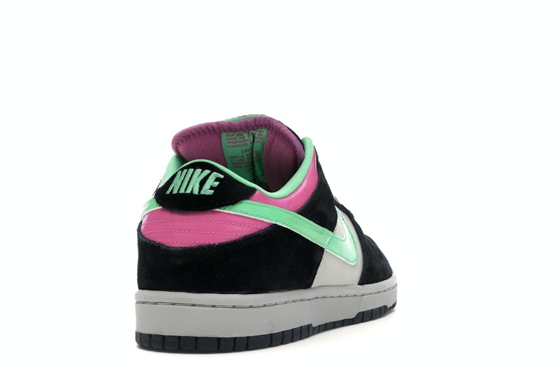 Nike SB Dunk Low Magnet Light Poison Green