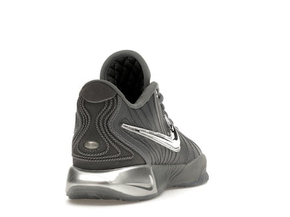 Nike LeBron 21 Resilient