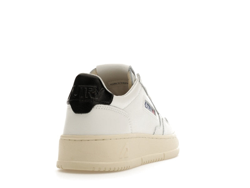 Autry Medalist Leather Low White Black Tab (Women's)