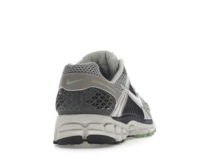 Nike Zoom Vomero 5 Cobblestone Flat Pewter (Women's)