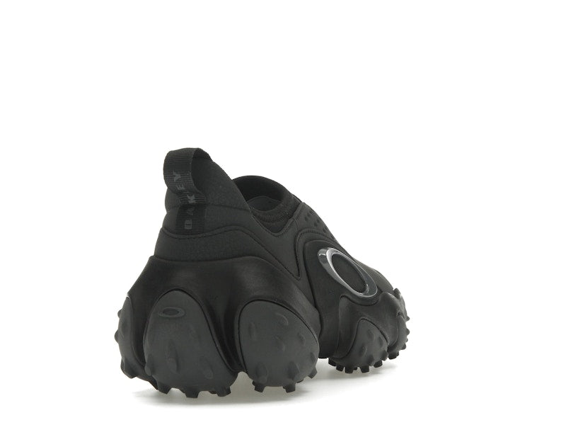 Oakley Edge Icon Slip On Black