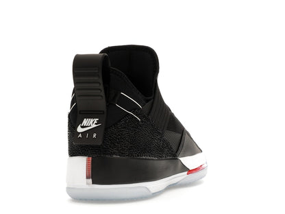 Jordan XXXIII SE Black