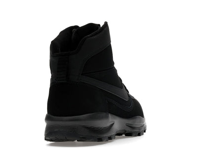 Nike Manoadome Triple Black