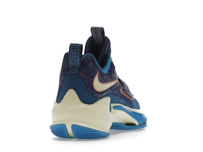 Nike Zoom Freak 3 Everlasting Love