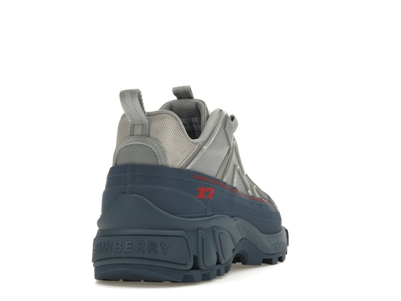 Burberry Arthur Warm Grey Oceanic Blue