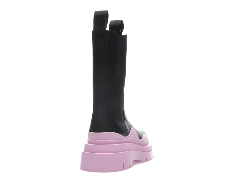 Bottega Veneta Tire Chelsea Boot Black Gloss (Women's)