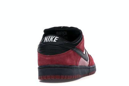 Nike SB Dunk Low Milli Vanilli