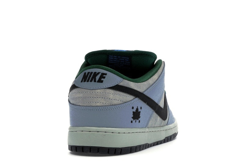 Nike SB Dunk Low Maple Leaf Central Park